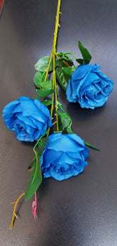 Fir trandafiri artificiali albastru intens 80cm – flori decorative material textil